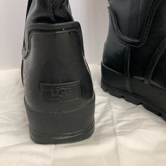 UGG Raincloud Tall black UGG boots size 8 - Picture 5 of 8